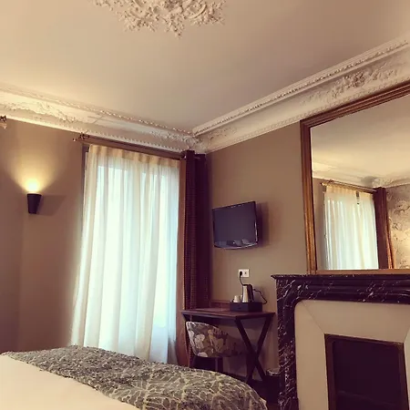 Hotel Excelsior Batignolles Parigi