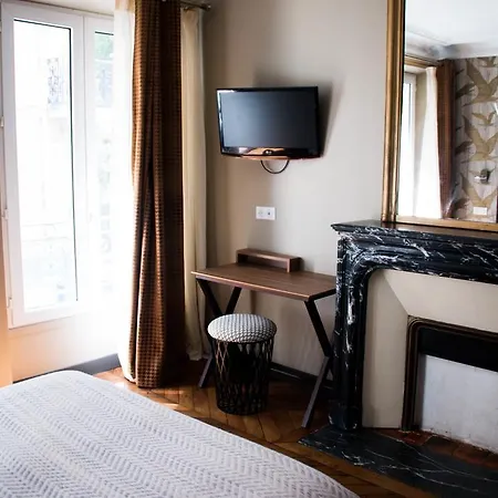Excelsior Batignolles 3* Parigi