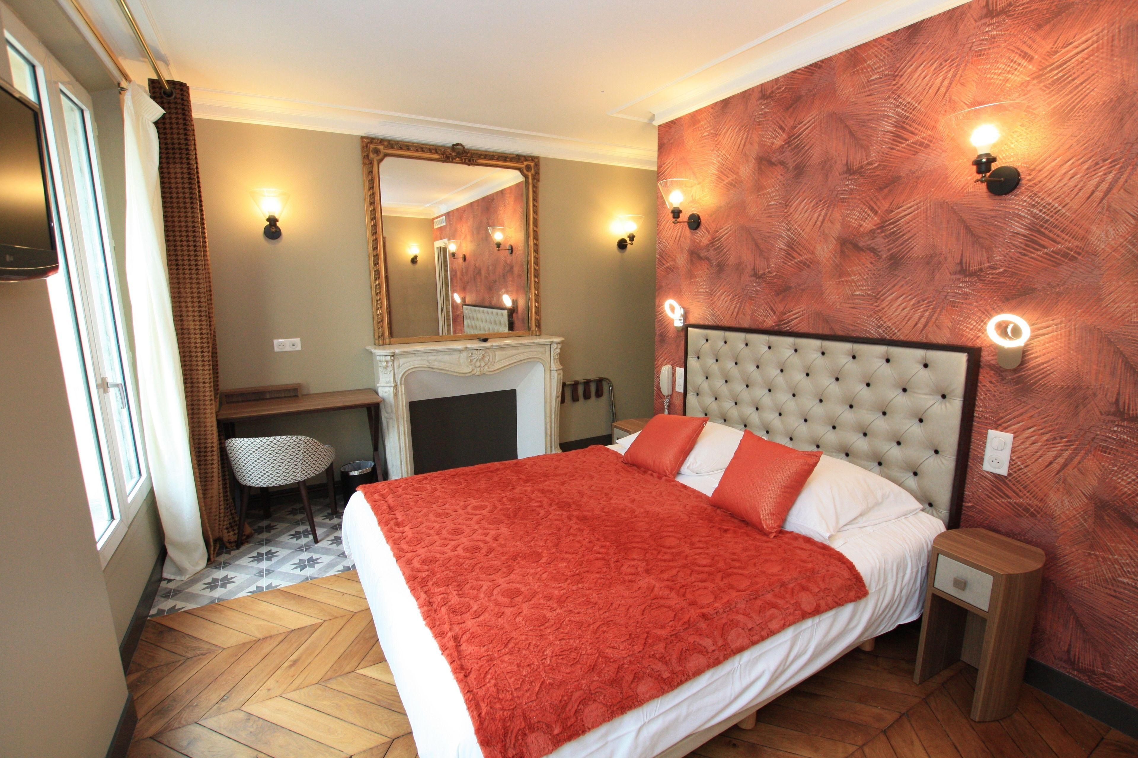 Hotel Excelsior Batignolles 3*