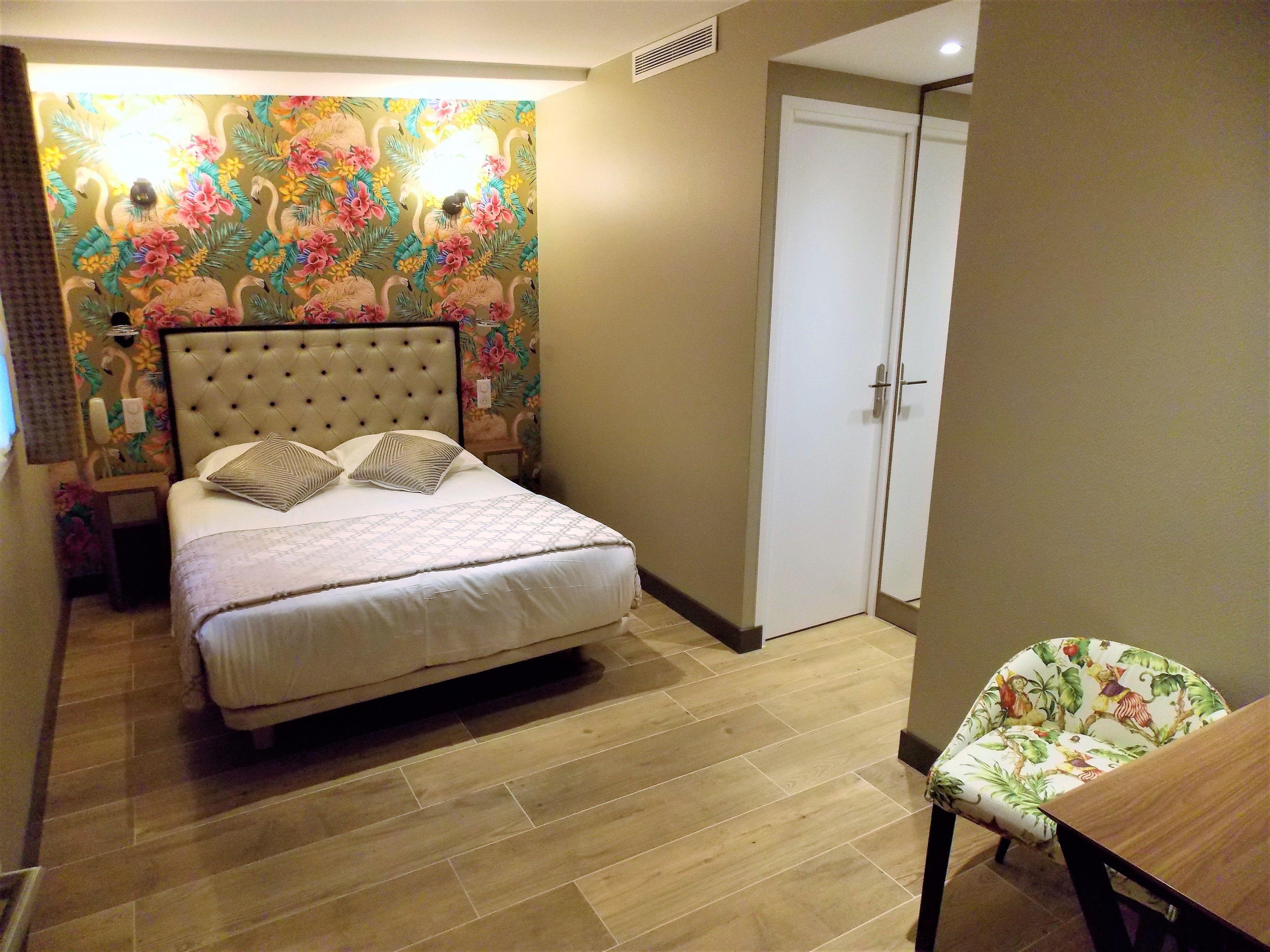 Excelsior Batignolles 3*