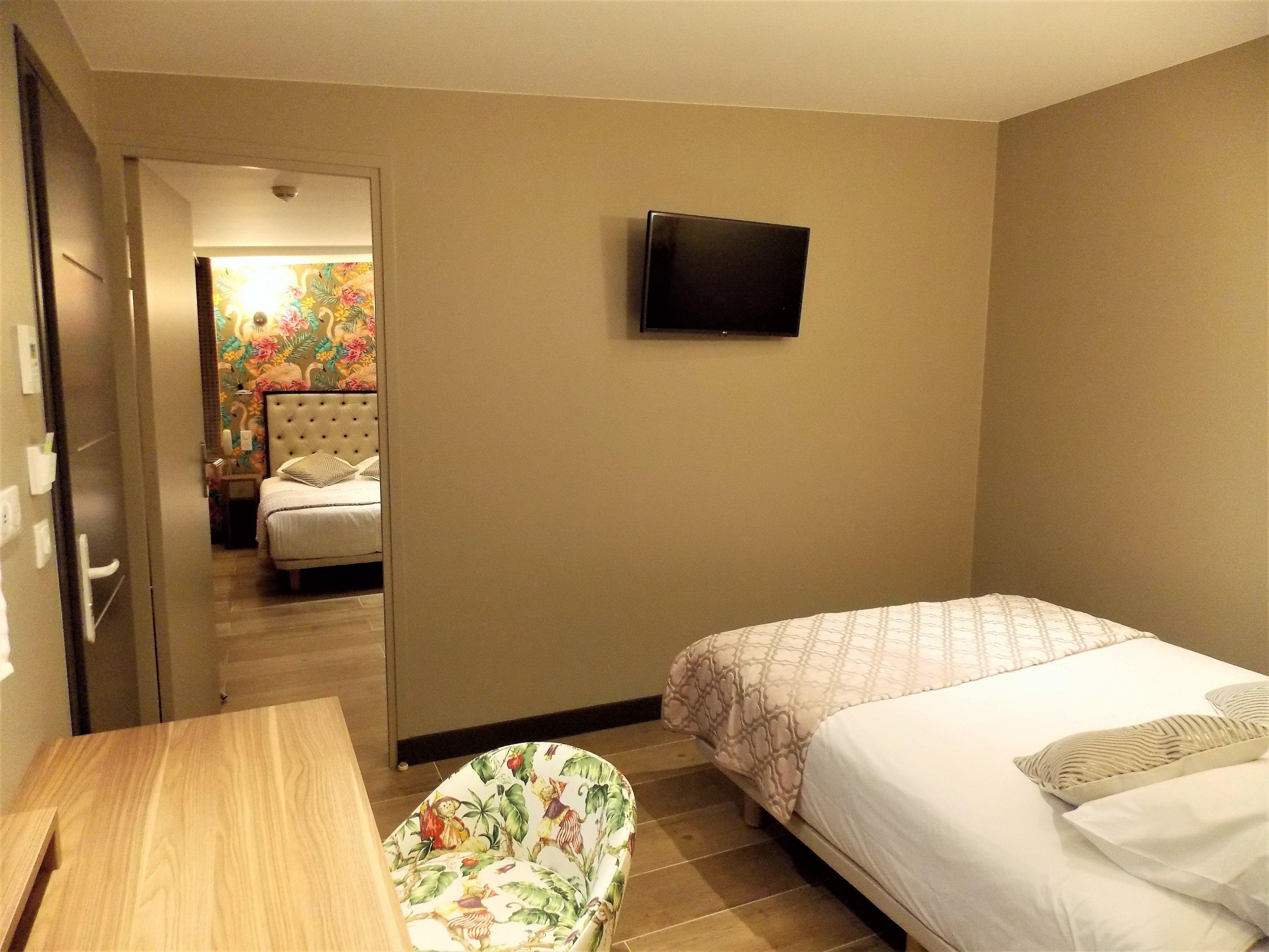 Excelsior Batignolles Paris