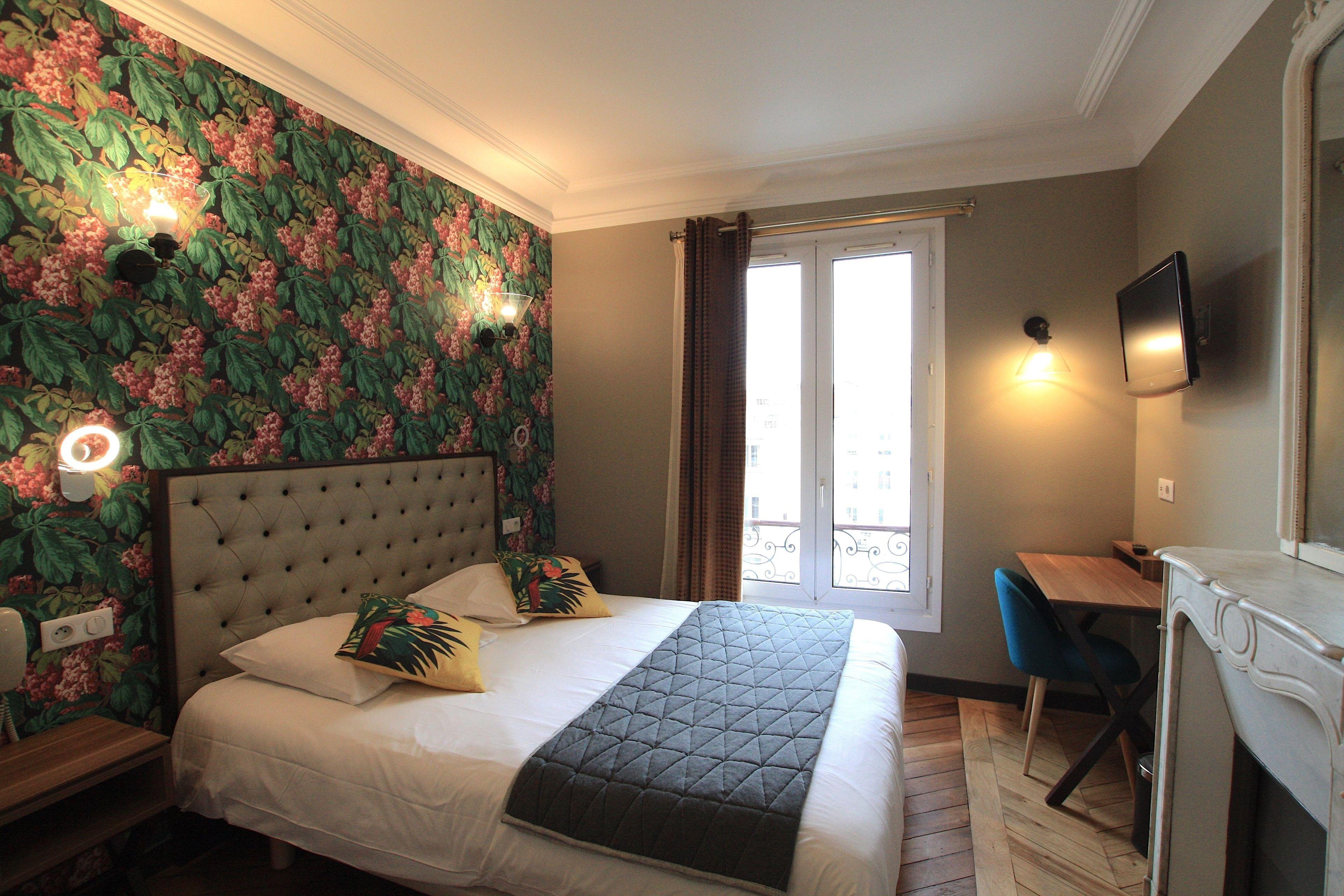 Excelsior Batignolles Hotel