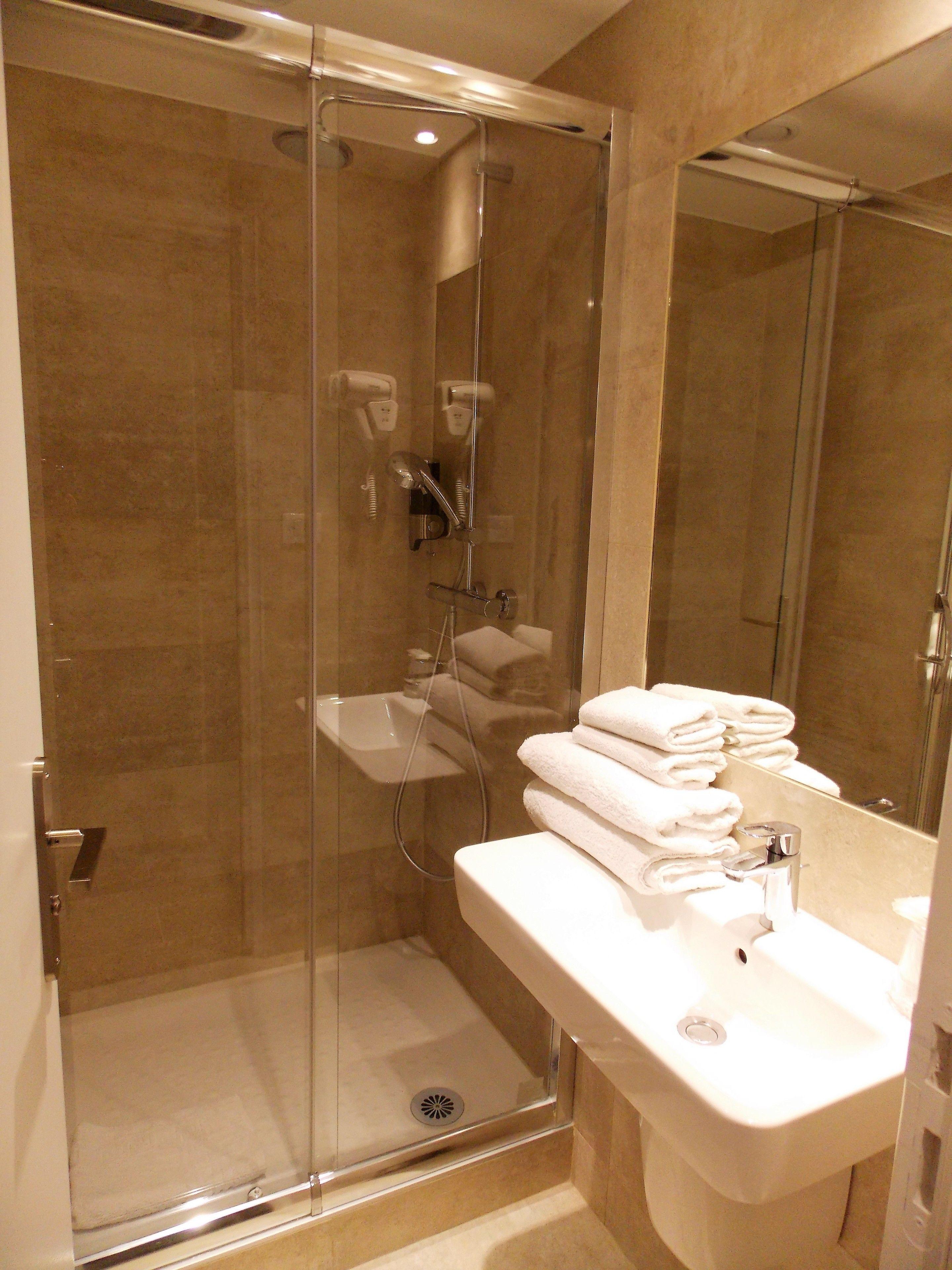 Hotel Excelsior Batignolles 3*