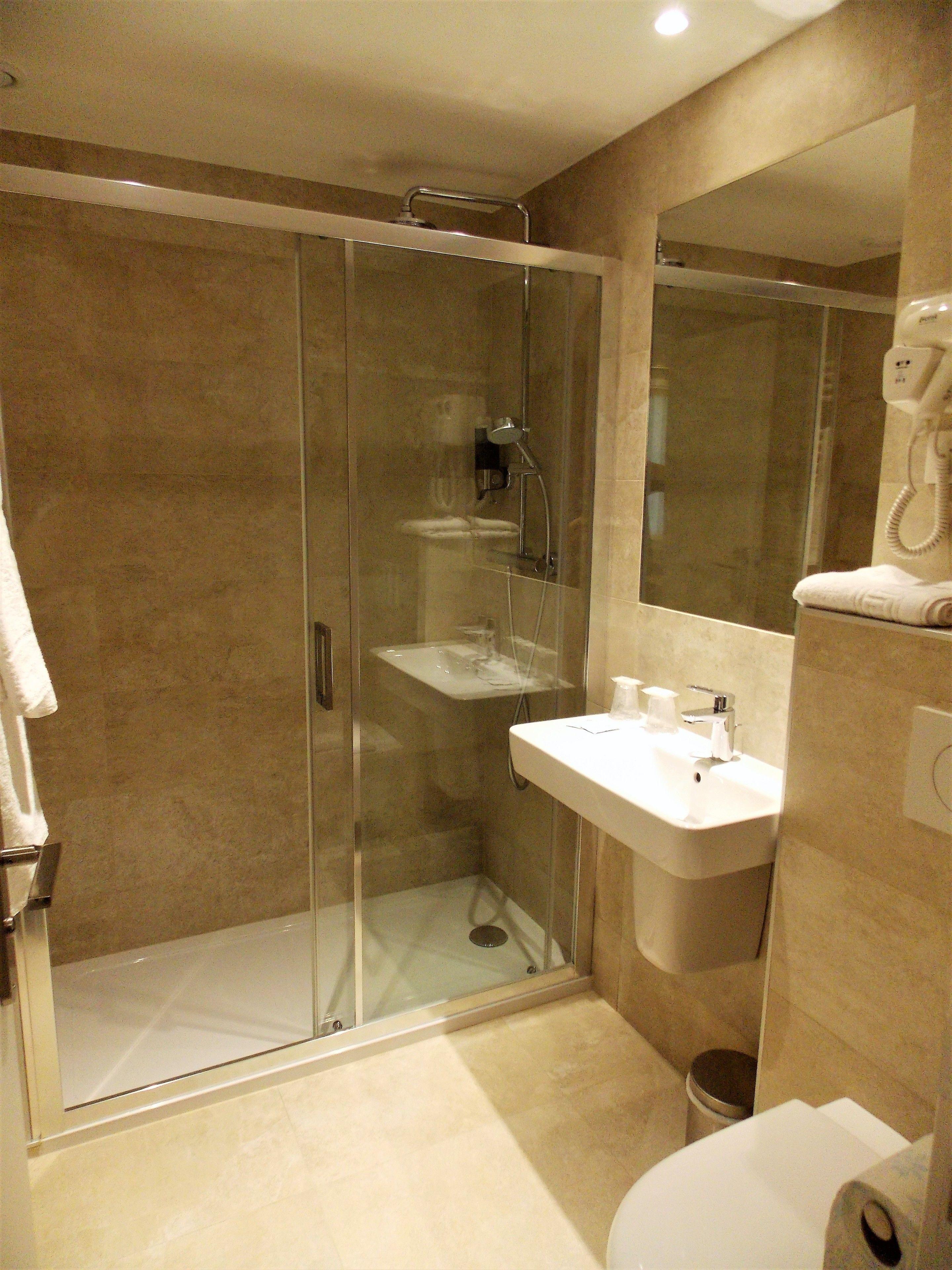 Hotel Excelsior Batignolles
